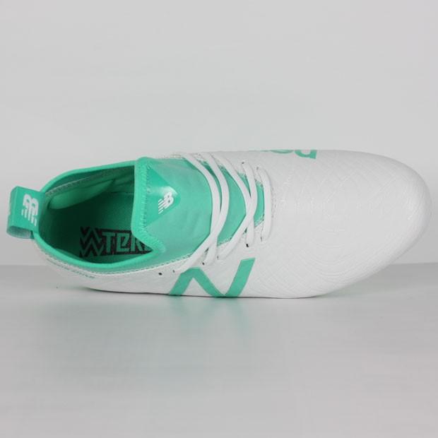 New Balance（ニューバランス） TEKELA MAGIA HG WN1 ホワイト