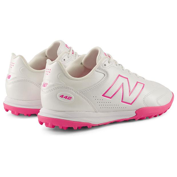 New Balance（ニューバランス） 爆買!! 442 V3 TEAM TF 2E ホワイト