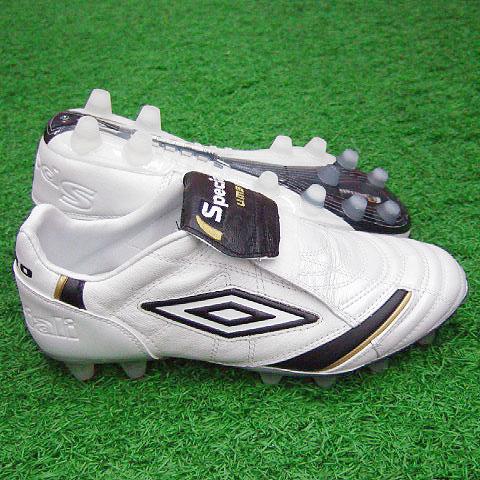 umbro（アンブロ） スペシアーリAN ホワイト×ブラック×ゴールド