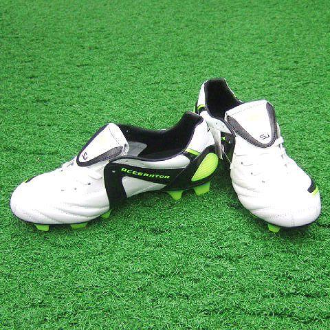 umbro（アンブロ） アクセレイター SJ 2 ホワイト×ブラック×Fイエロー