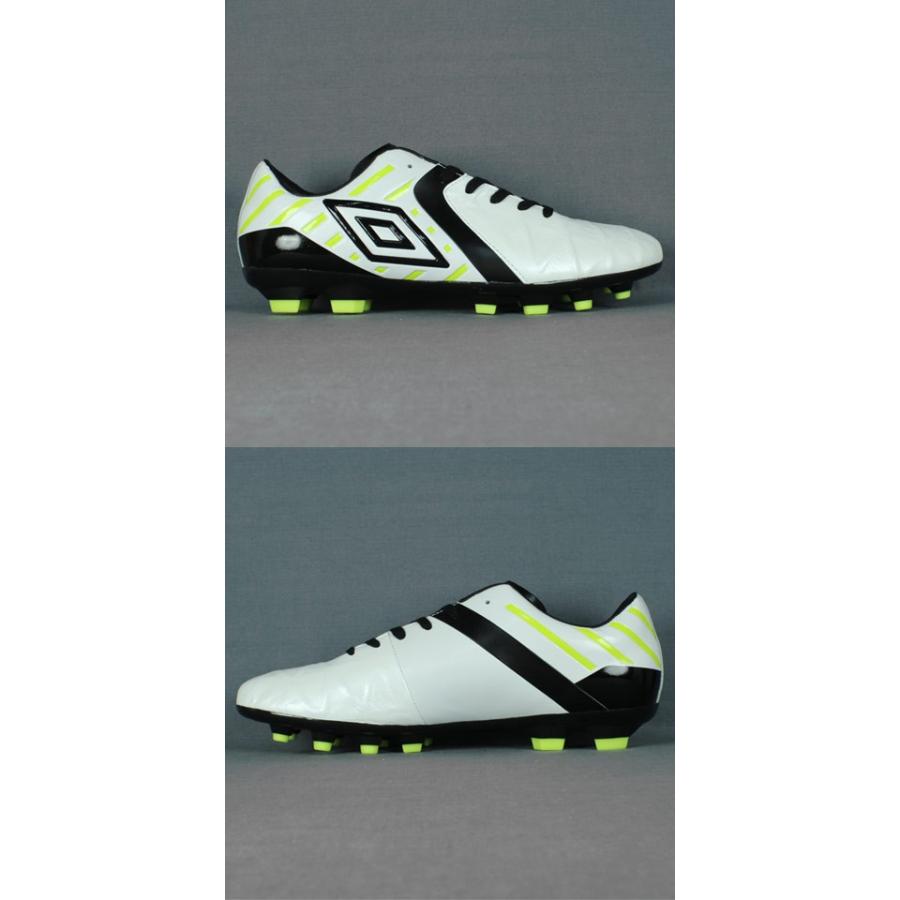 UMBRO(アンブロ) アンブロ ユーメデューサ2 プロ FGホワイト×ブラック umbro（アンブロ） ユーメデューサ 2 KL ホワイト×ブラック 【UMBRO
