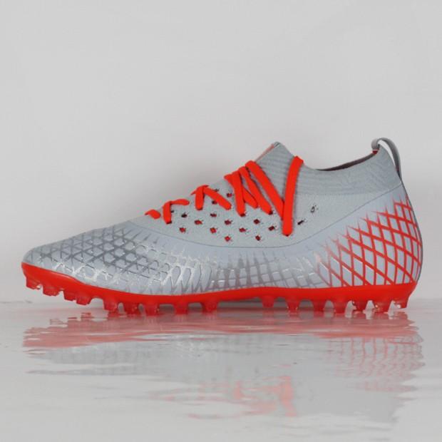PUMA（プーマ） サッカースパイク フューチャー 4.2 NETFIT MG グレー