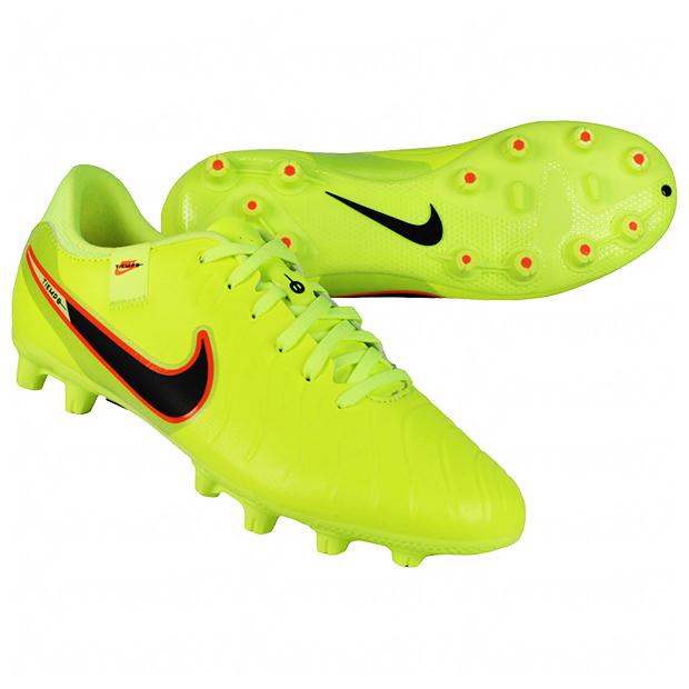 NIKE（ナイキ） ティエンポ レジェンド 10 アカデミー HG ボルト