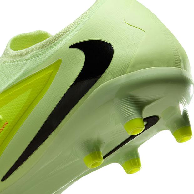 NIKE（ナイキ） ファントム 6 LOW PRO AG-PRO ハイパークリムゾン