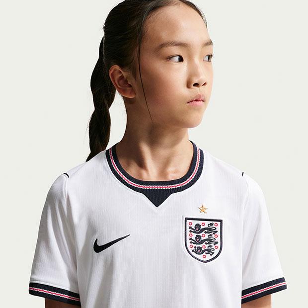 NIKE（ナイキ） ジュニア イングランド代表 2026 ホーム 半袖レプリカ