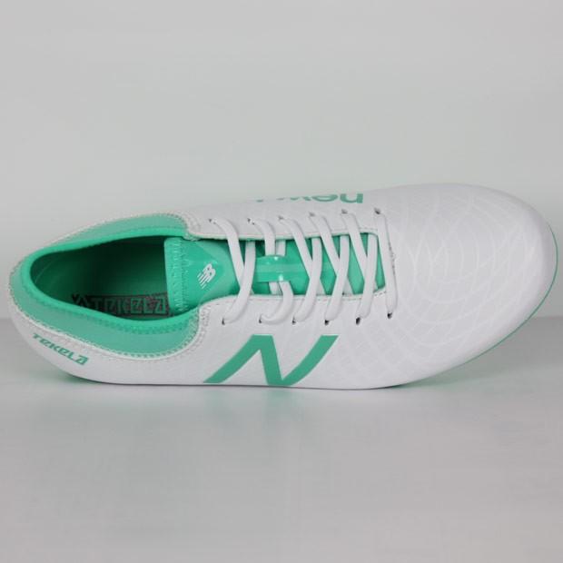 New Balance（ニューバランス） サッカースパイク ジュニア TEKELA