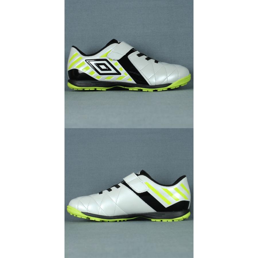 アンブロ　メデューサ　トレーニングシューズ umbro ジュニア ユーメデューサ 2 SB JR WIDE ホワイト×ブラック