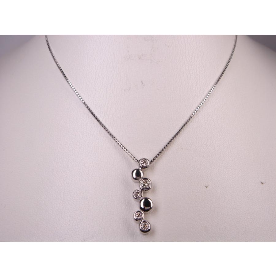プラチナダイヤバブルデザインペンダントネックレス 0．40ct