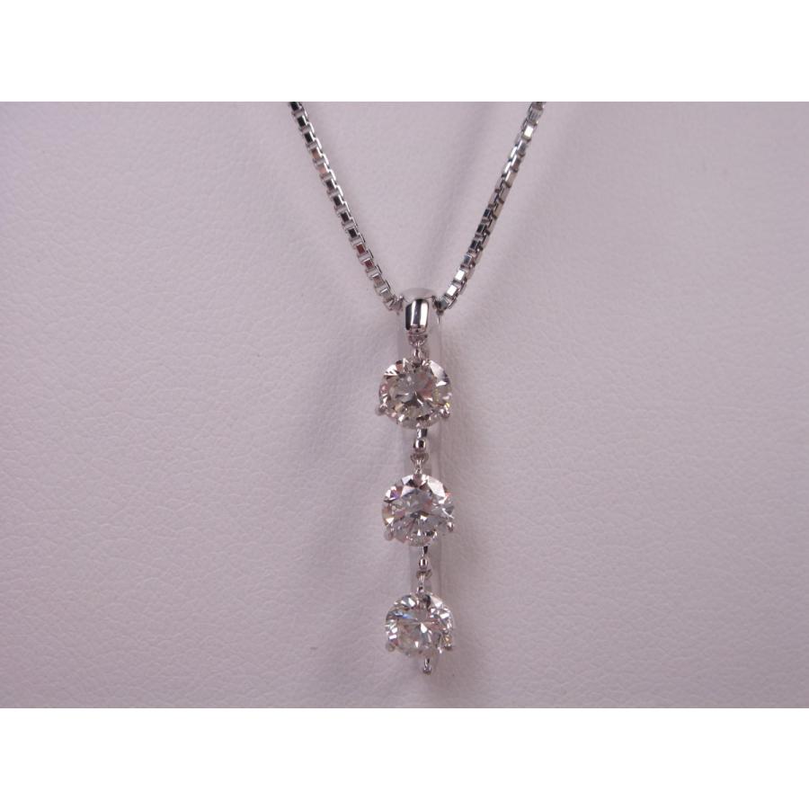 プラチナダイヤトリロジーペンダントネックレス 1．03ct