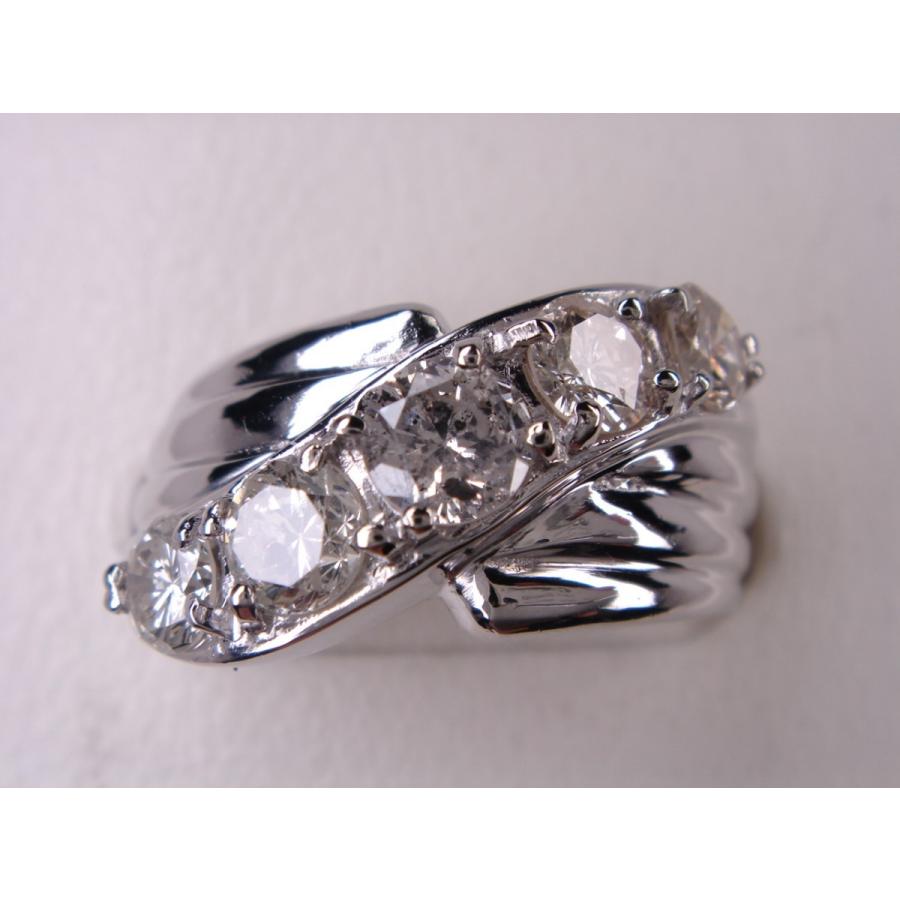 プラチナダイヤデザインリング　１．０７ｃｔ