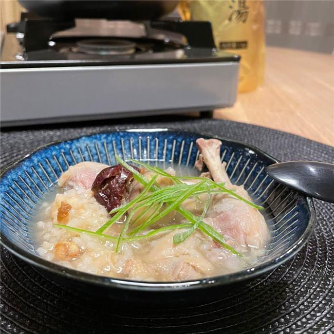 サムゲタン１kg×4 まめまめ マッスンブ サムゲタン 1kg ［オーバーシーズ］【参鶏湯 サンゲタン