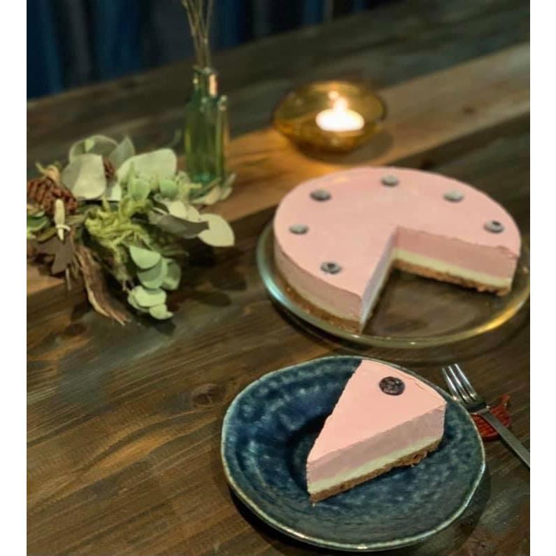 苺とビーツのレアチーズケーキ 18cm6号ホール グルテンフリー 砂糖不使用 低糖質 ロースイーツ 1 生ケーキ専門店 プリエサンテ 通販 Yahoo ショッピング