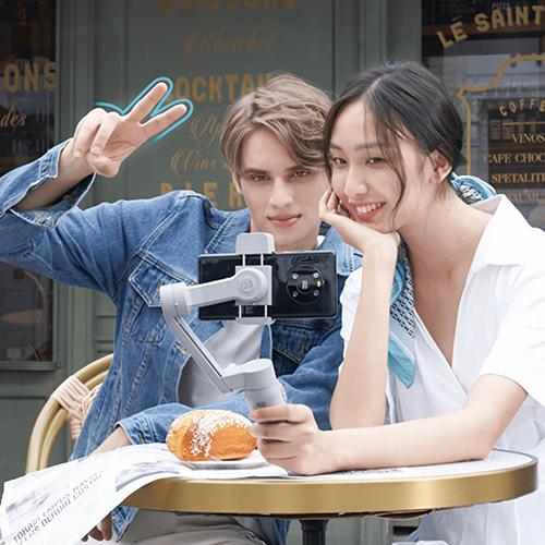 ZHIYUN 即配 SMOOTH(スムーズ)-Q3 COMBO スマホ用ジンバル ZHIYUN 即配 SMOOTH(スムーズ)-Q3 COMBO スマホ用ジンバル