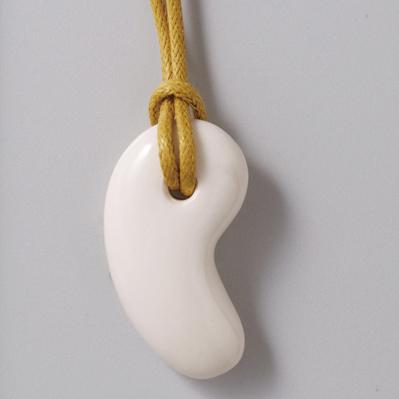 森修焼（しんしゅうやき） ほっとペンダントまがたま : 健康ストア健友