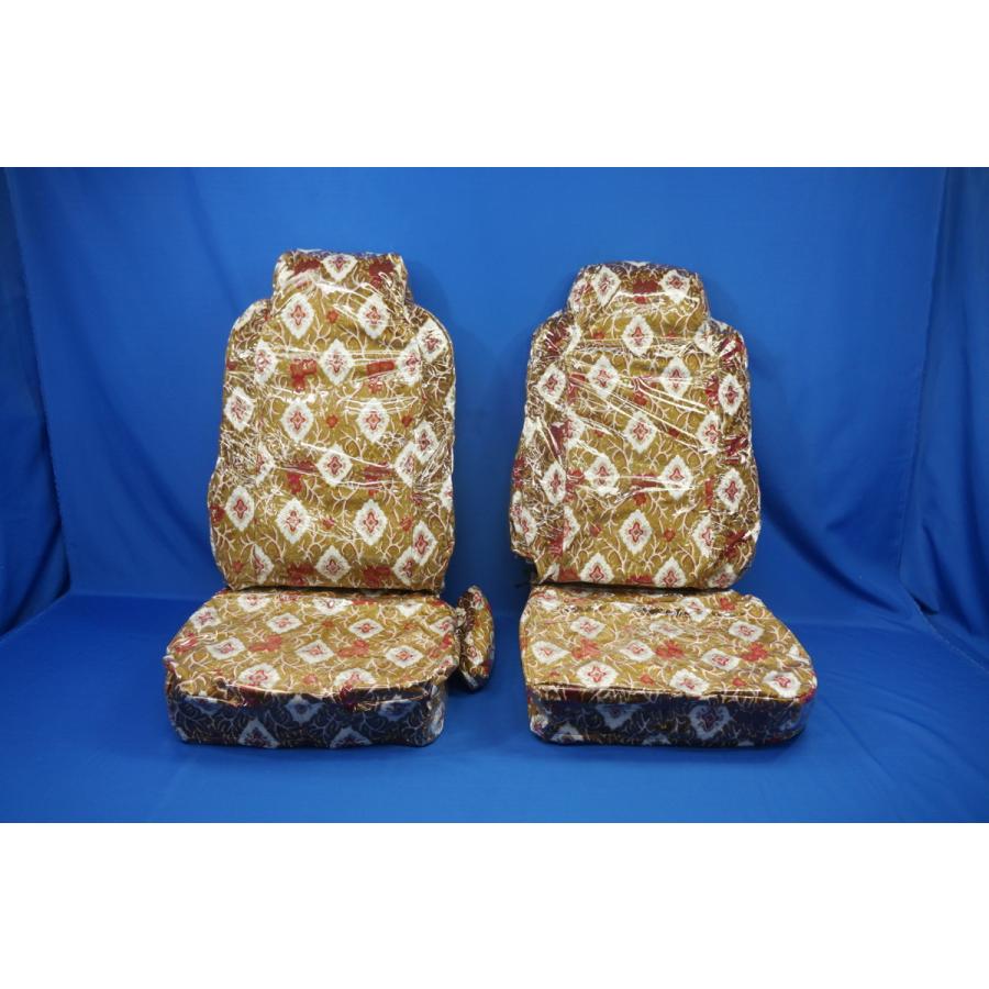 いすゞギガ用 大花束 シートカバー ビニール付き 運転席/助手席