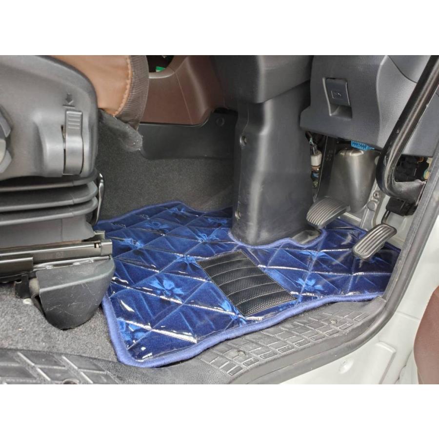 07スーパーグレート用 新格子 ダイヤキルトフロアマット 運転席/助手席