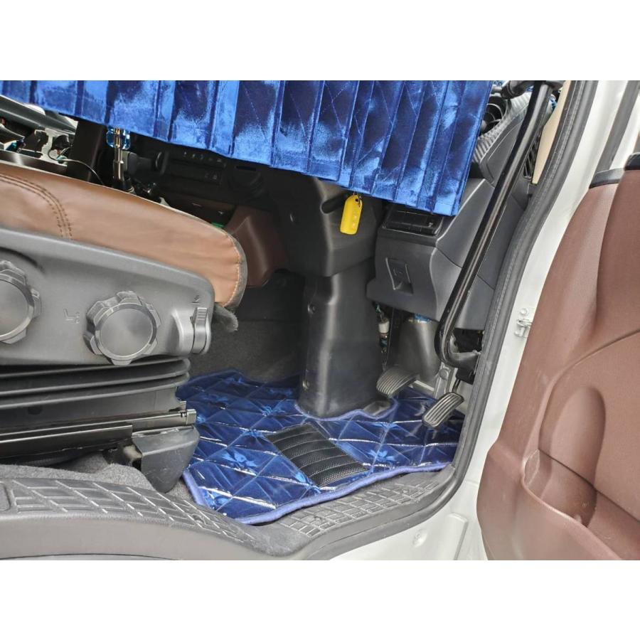 07スーパーグレート用 新格子 ダイヤキルトフロアマット 運転席/助手席