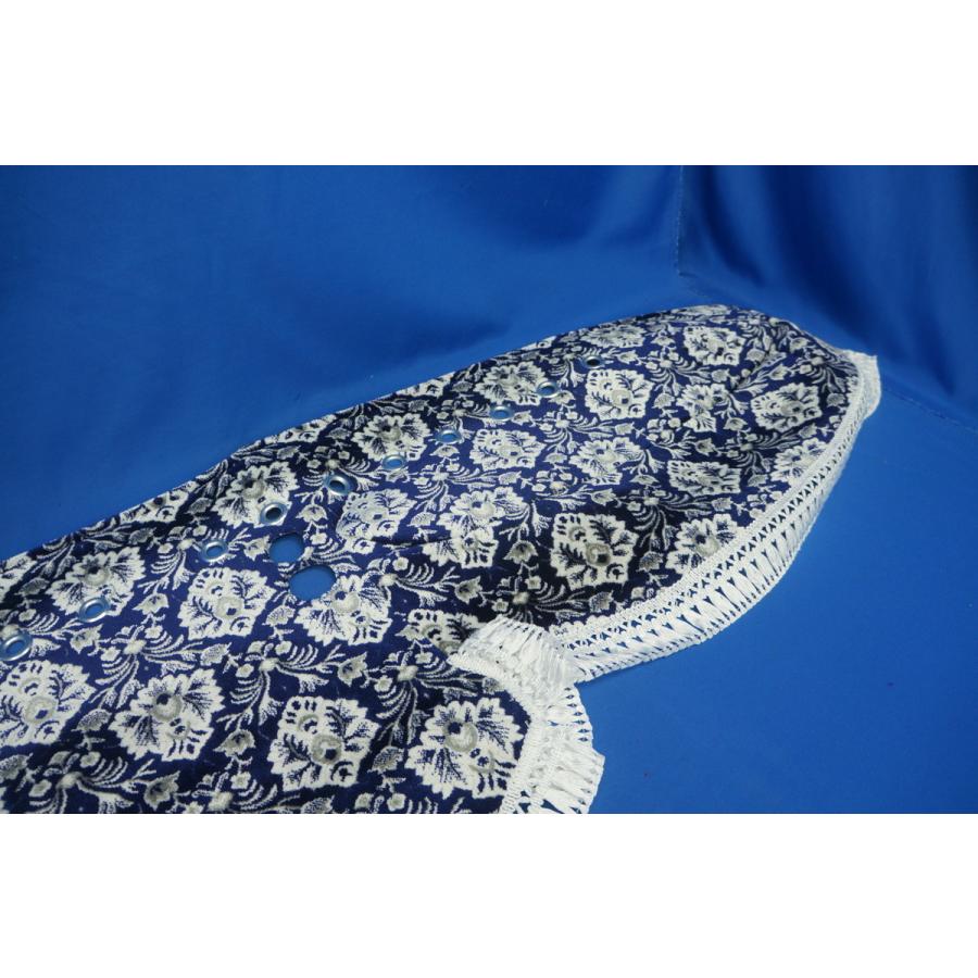 17プロフィア用 新格子 縦柄 ダッシュマット シルバーリング付き 濃紺