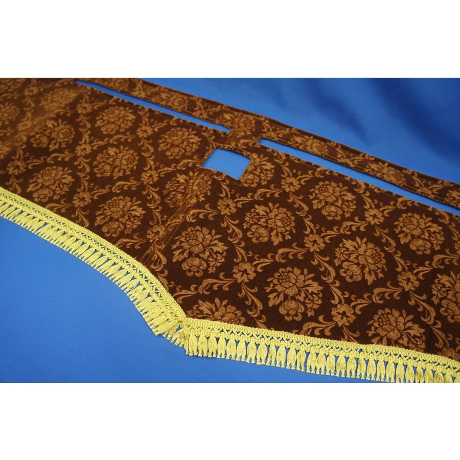 07スーパーグレート用 ローレル 縦柄 ダッシュマット ゴールド