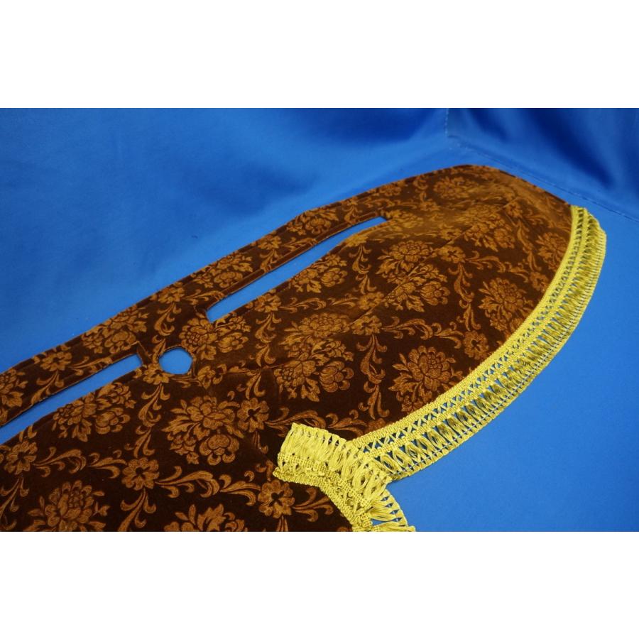 金華山ローレル（ゴールド） トラックストップ ターン ダッシュボードマット 金華山 ローレル