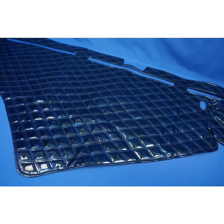 17プロフィア用 鼓星 オリオン ダッシュマット ネイビー : トラック