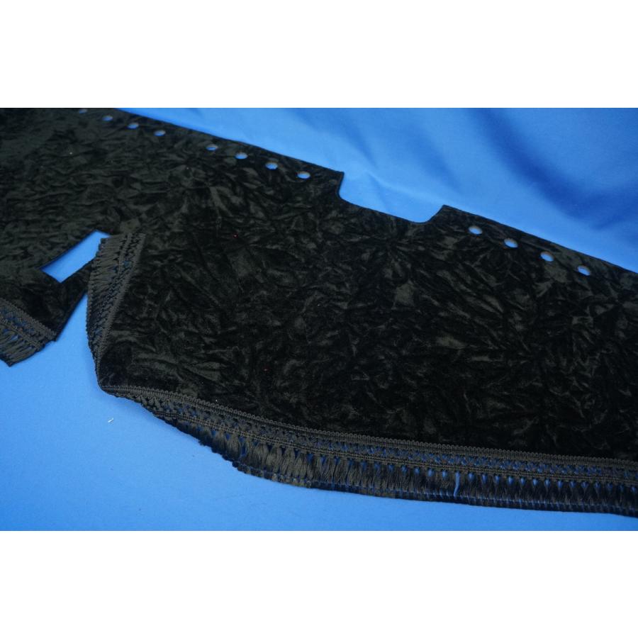 いすゞファイブスターギガ R2〜 用 チンチラ ダッシュマット ブラック