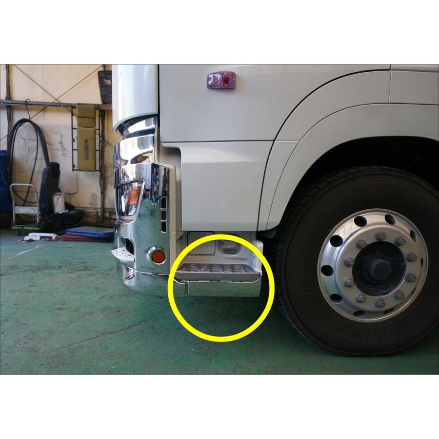 17プロフィア用 メッキステップスカートセット LOWタイプ : トラック