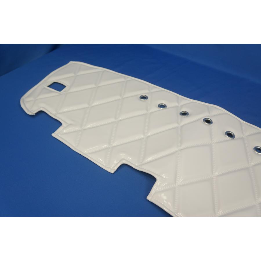 いすゞNEWエルフ用 リング付き ダッシュマット ホワイト