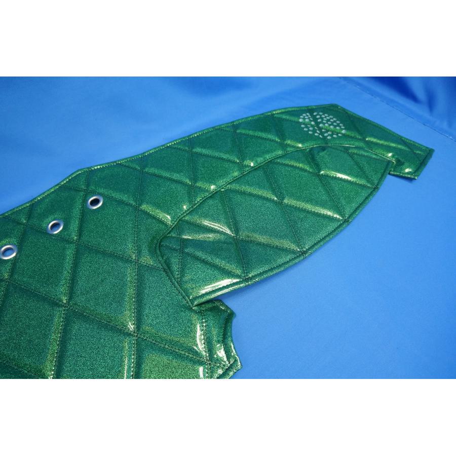 日野レンジャープロ用 リング付ダッシュマット グリーンラメ黒糸