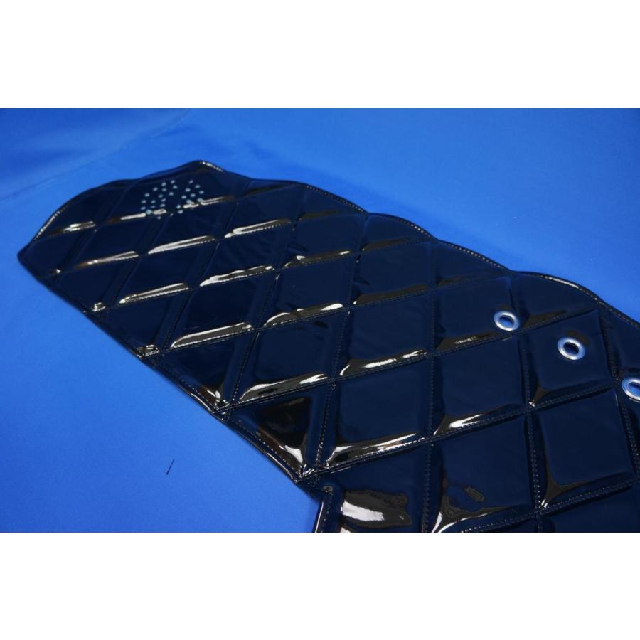 レンジャープロ用 リング付き ダッシュマット ブラック : トラック