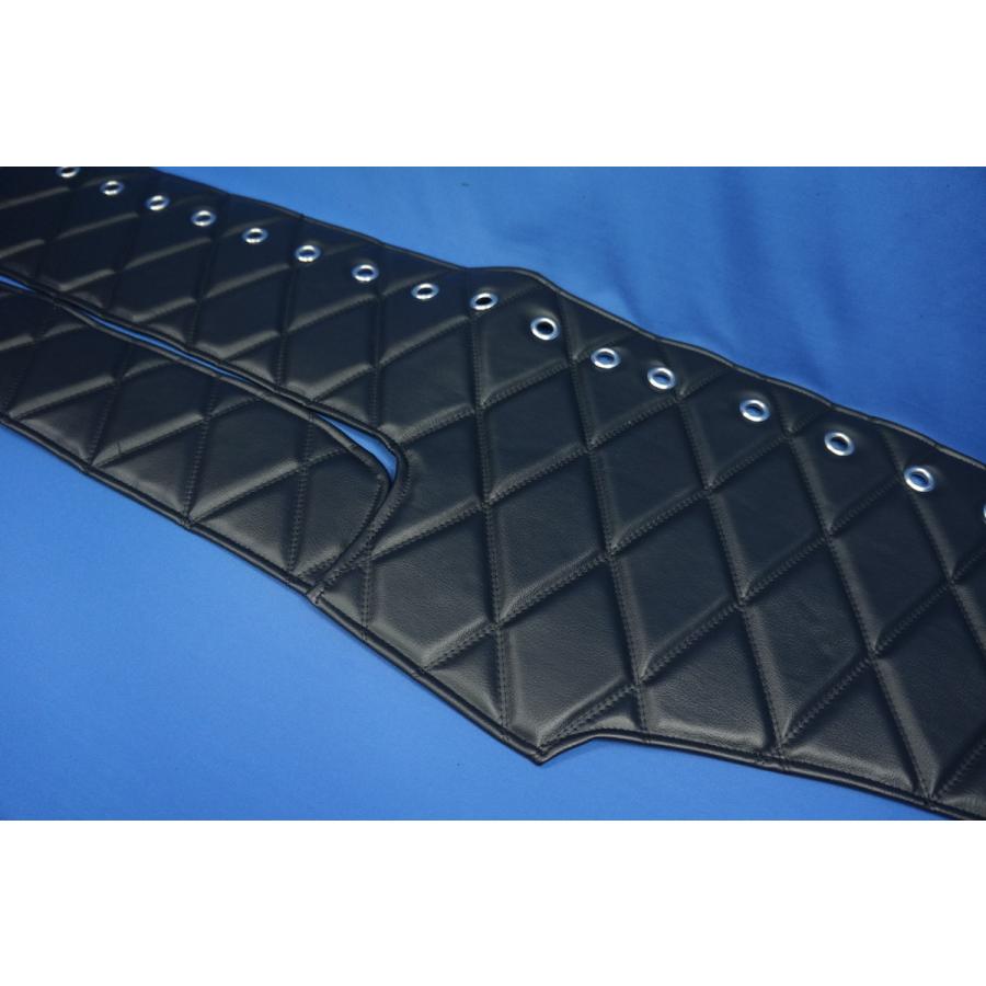 いすゞギガ/NEWギガ用 リング付 ダッシュマット 艶消しブラック