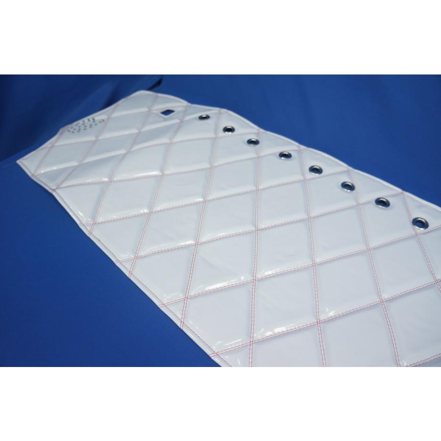 17スーパーグレート用 リング付き ダッシュマット ホワイト赤糸