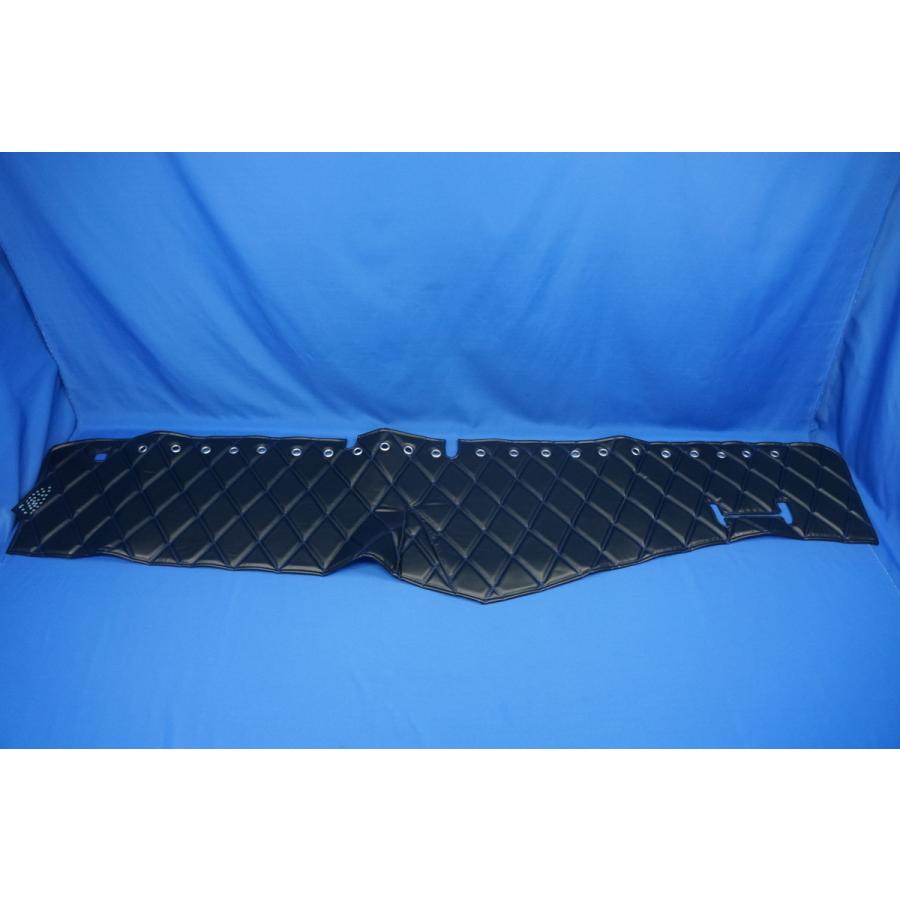 17スーパーグレート用 リング付 ダッシュマット 艶消しブラック/青糸