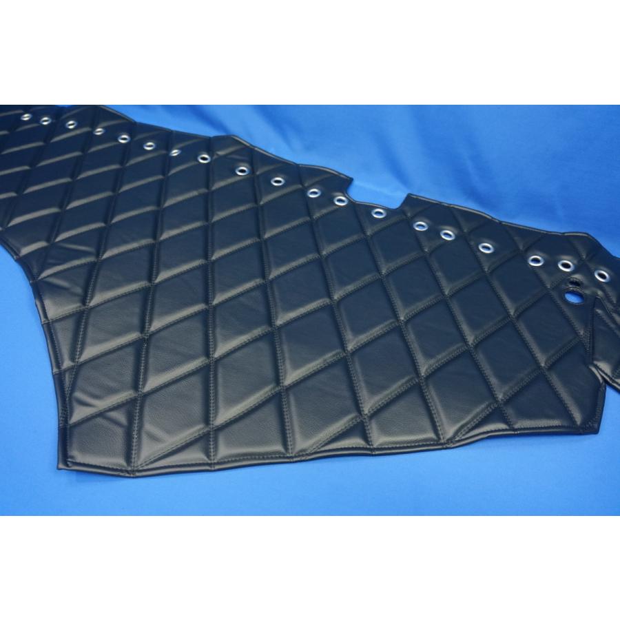 17プロフィア用 リング付 ダッシュマット 艶消しブラック