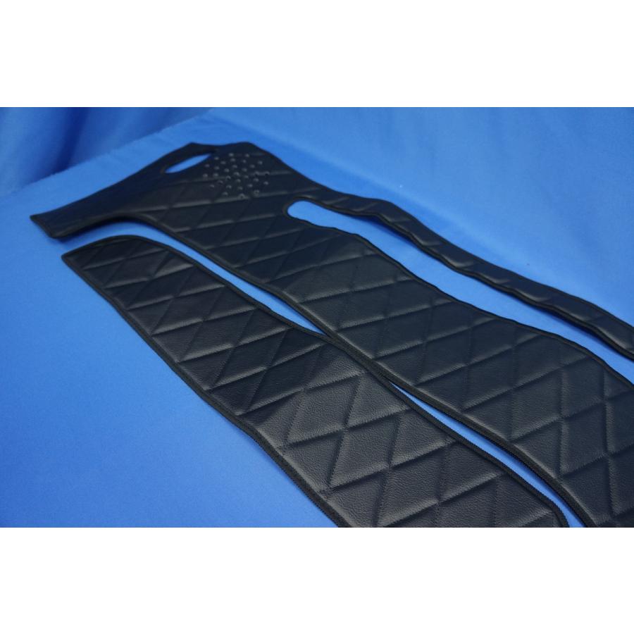 320フォワード用 ダッシュマット 艶消しブラック : トラックショップ