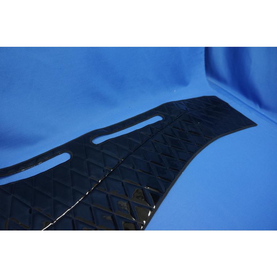 ファイブスターギガ用 ダッシュマット ブラック : トラック