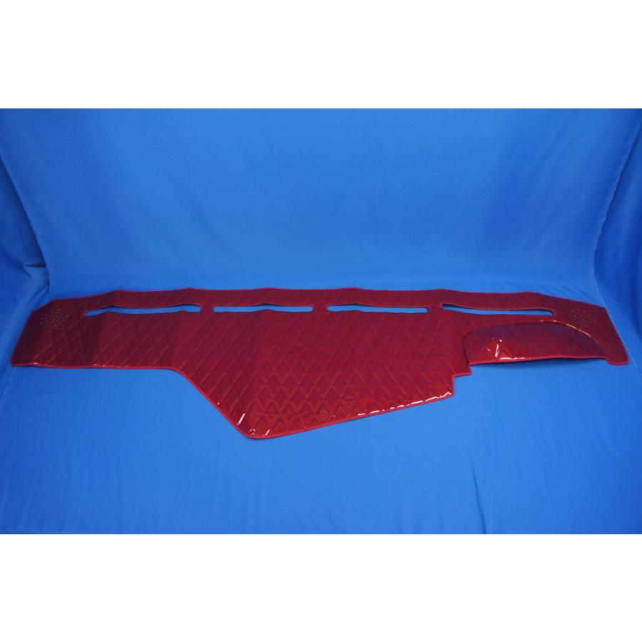 グランドプロフィアダッシュマット グランドプロフィア用 ダッシュマット ワインレッド : トラック