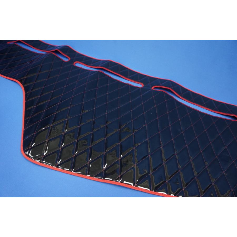 グラプロ用ダッシュマット グランドプロフィア用 ダッシュマット ブラック赤糸 : トラック