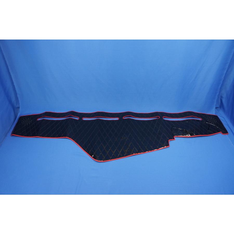 グラプロ用ダッシュマット グランドプロフィア用 ダッシュマット ブラック赤糸 : トラック
