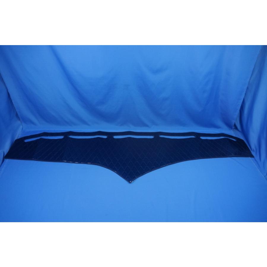 ニッサンクオン用 ダッシュマット ネイビー : トラックショップケンズ