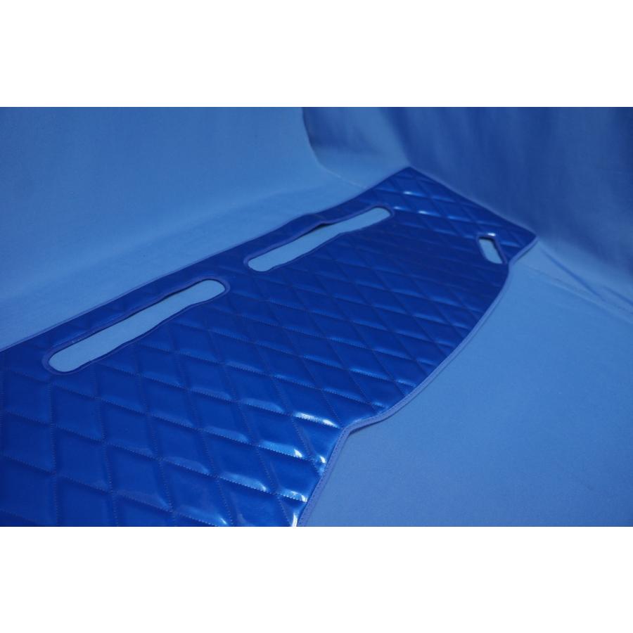 07スーパーグレート用 ダッシュマット ブルー : トラックショップ