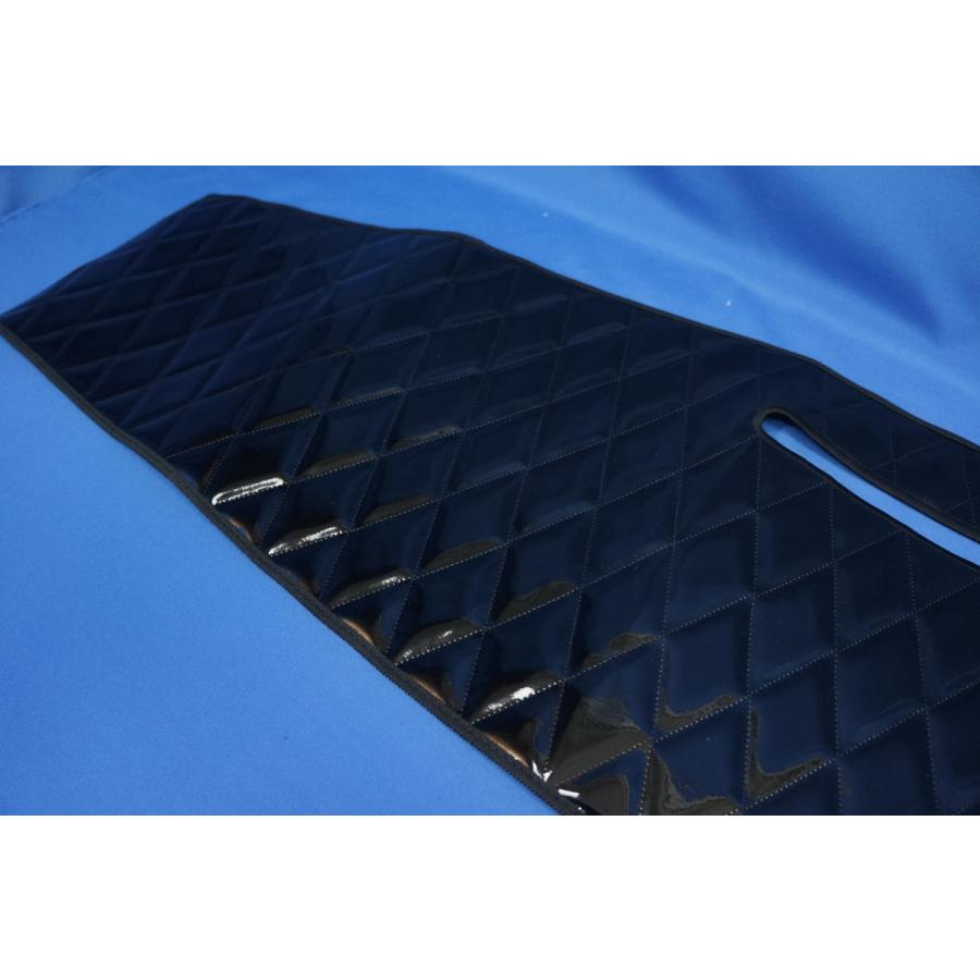 ジェットイノウエ 日野2tデュトロ用 ダッシュマット ブラック