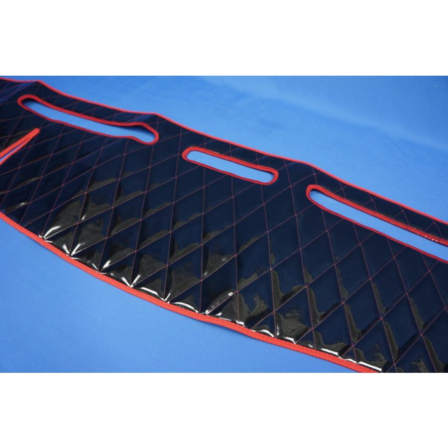 いすゞ07エルフ用 ダッシュマット ブラック赤糸 : トラックショップ