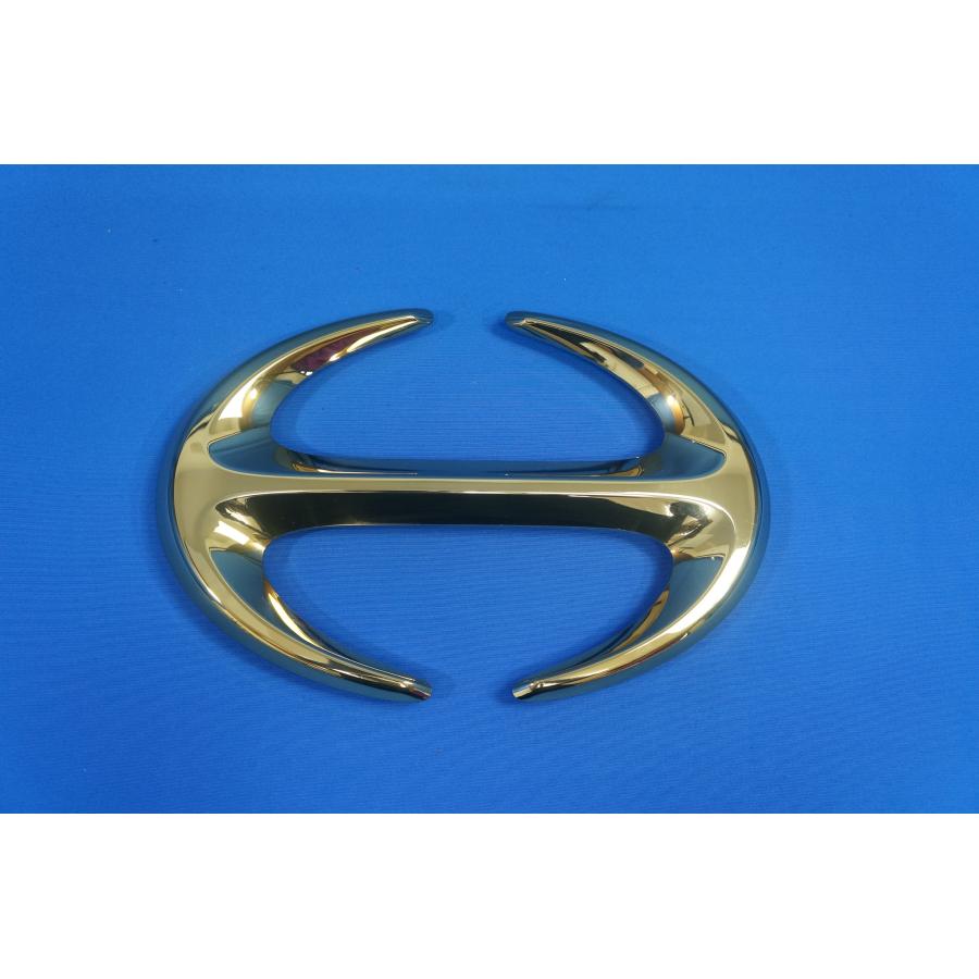 日野自動車 プロフィア テラヴィ用 日野ゴールドエンブレム : トラック