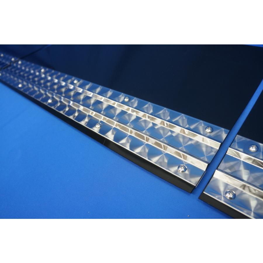 2t ワイド用 1790mm 3分割EVA ブラック 2mm 泥除け ウロコステン