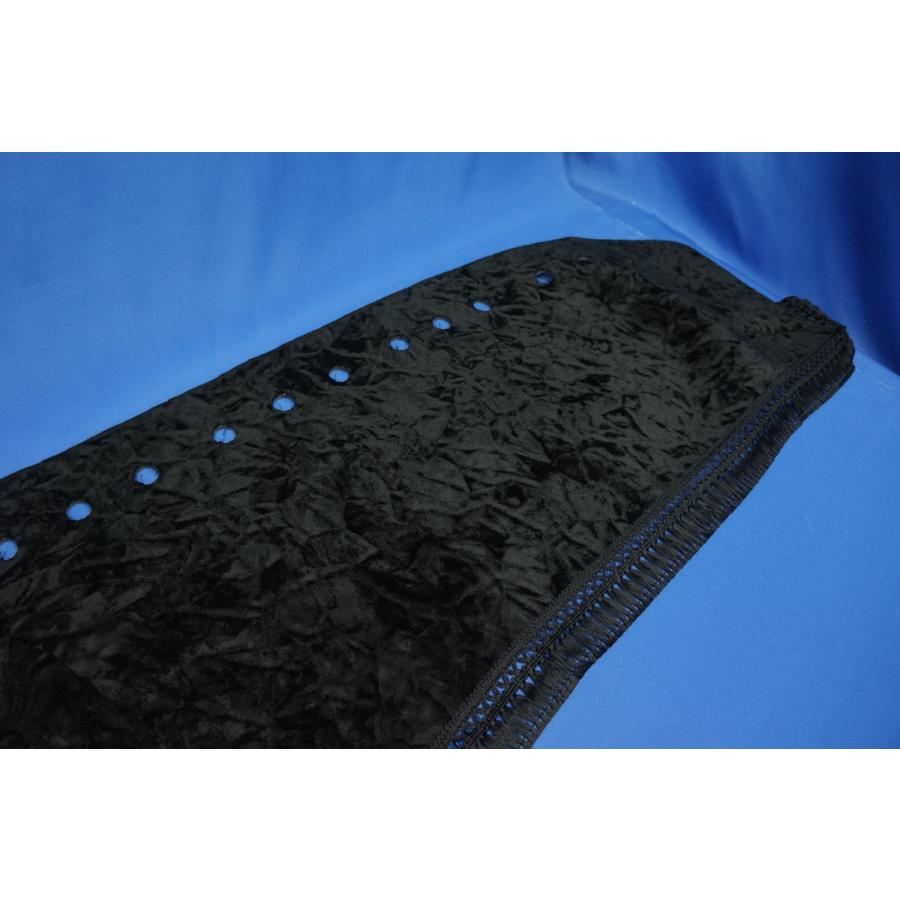 UDクオン用 チンチラ ダッシュマット ブラック : トラックショップ