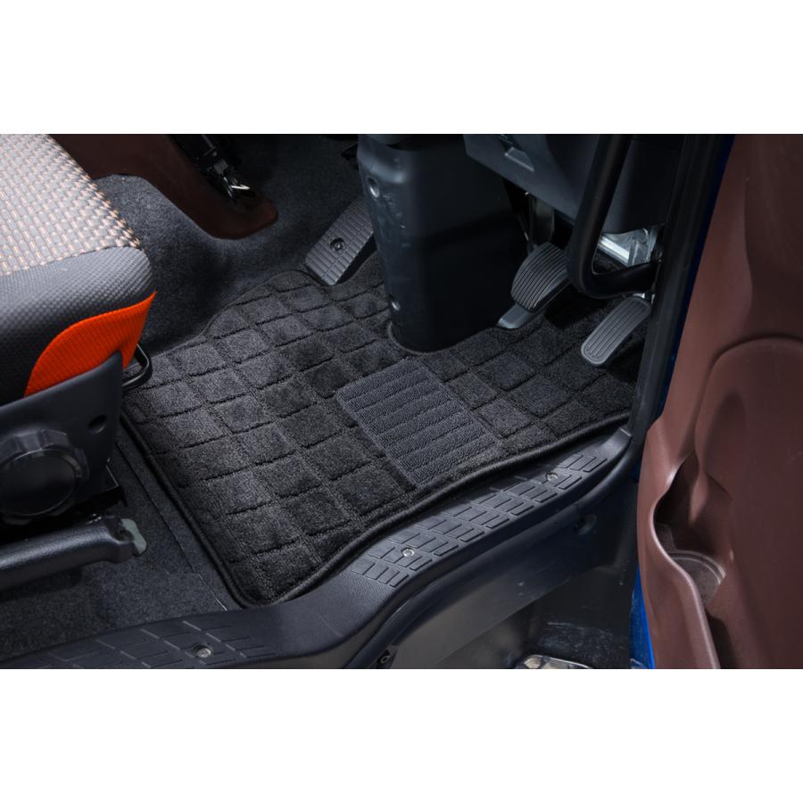 トラック 雅 ファイブスターギガ用 スクエア フロアマット 運転席助手