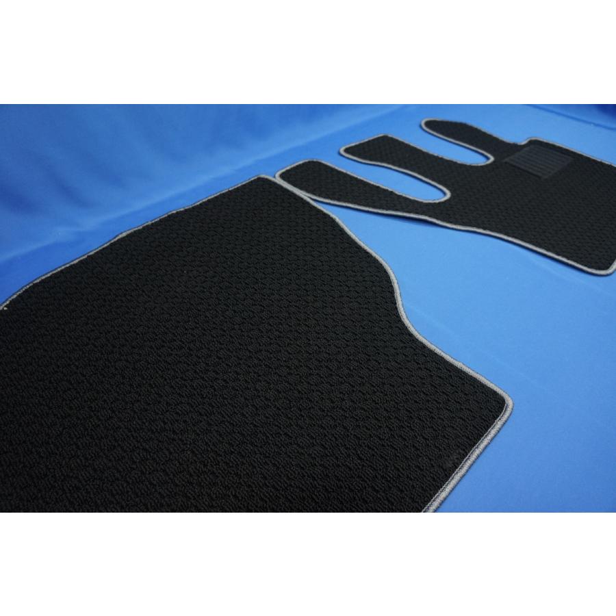 トラック 雅 07フォワード用 FTN-AQ フロアマット 運転席助手席
