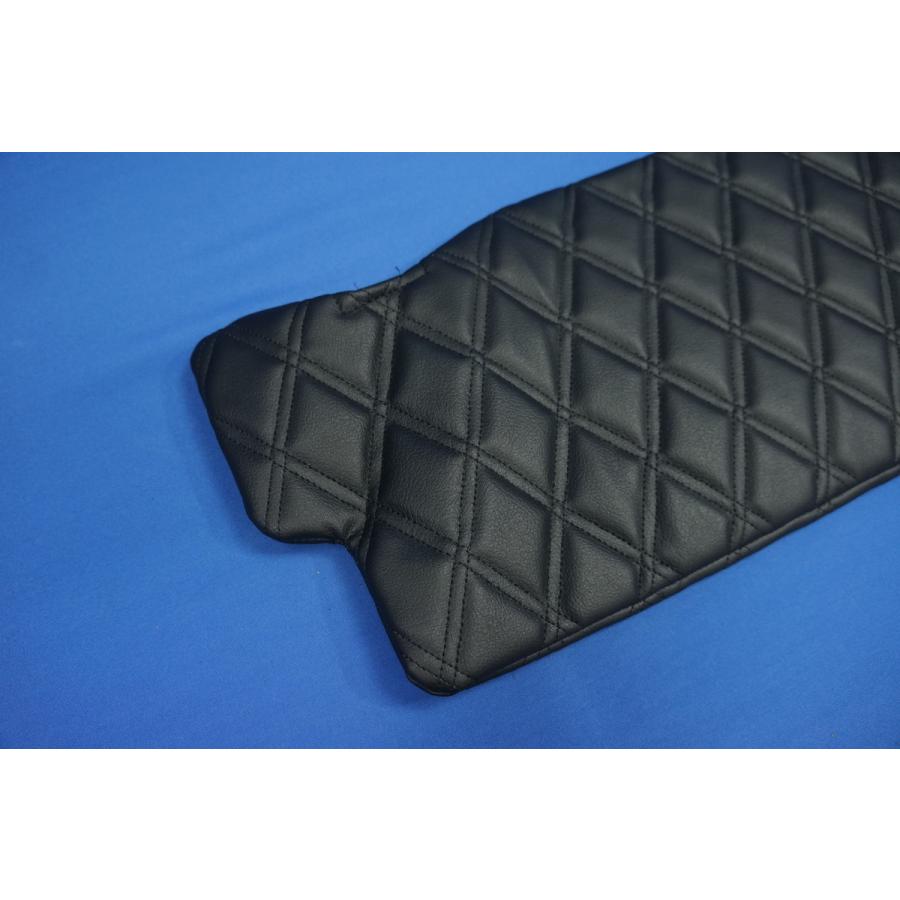 17スーパーグレート ハイルーフ用 月光ZEROダブル キルト サンバイザーカバー 運転席　艶消しブラック |  | 01