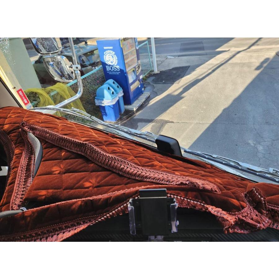 17プロフィア 小物入れ付き車 用 ローレル 縦柄 リング付き ダッシュ